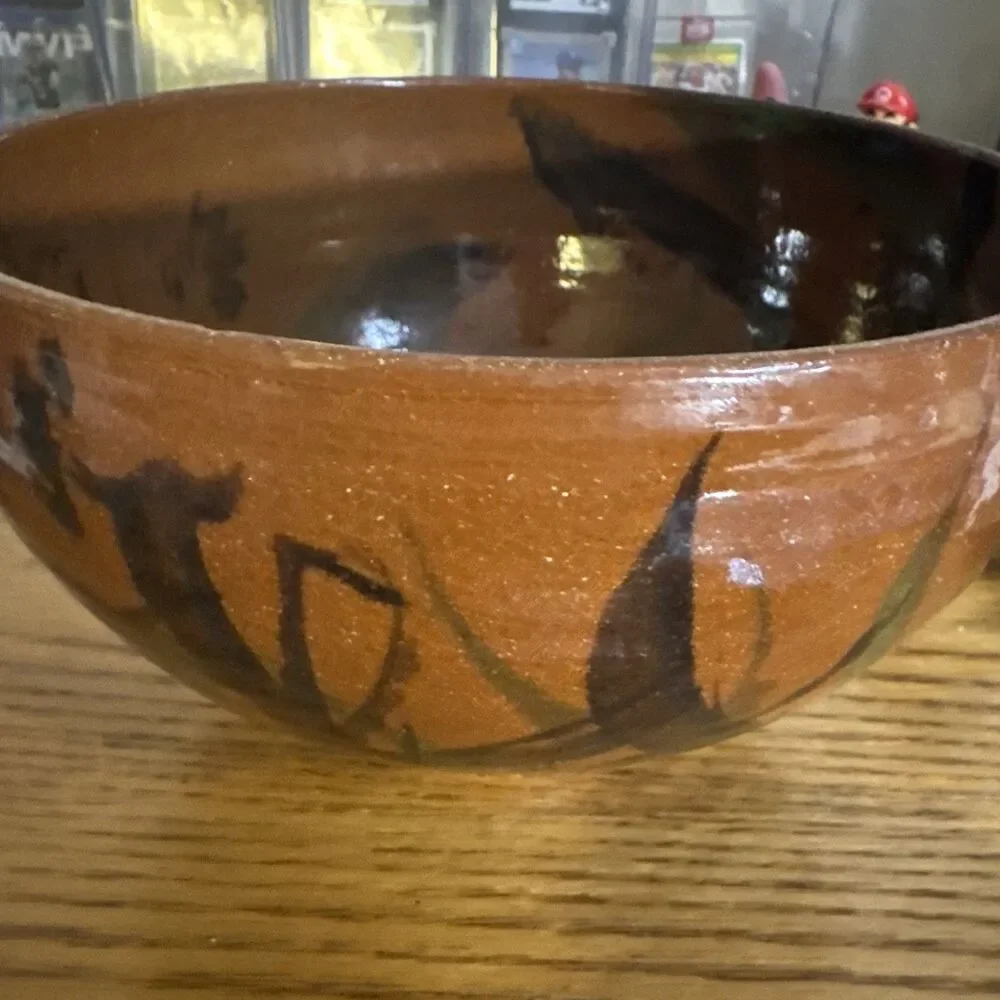 Stephen Rodriguez New Haven CT Signed Studio Stoneware Brown Glossy Serving Bowl